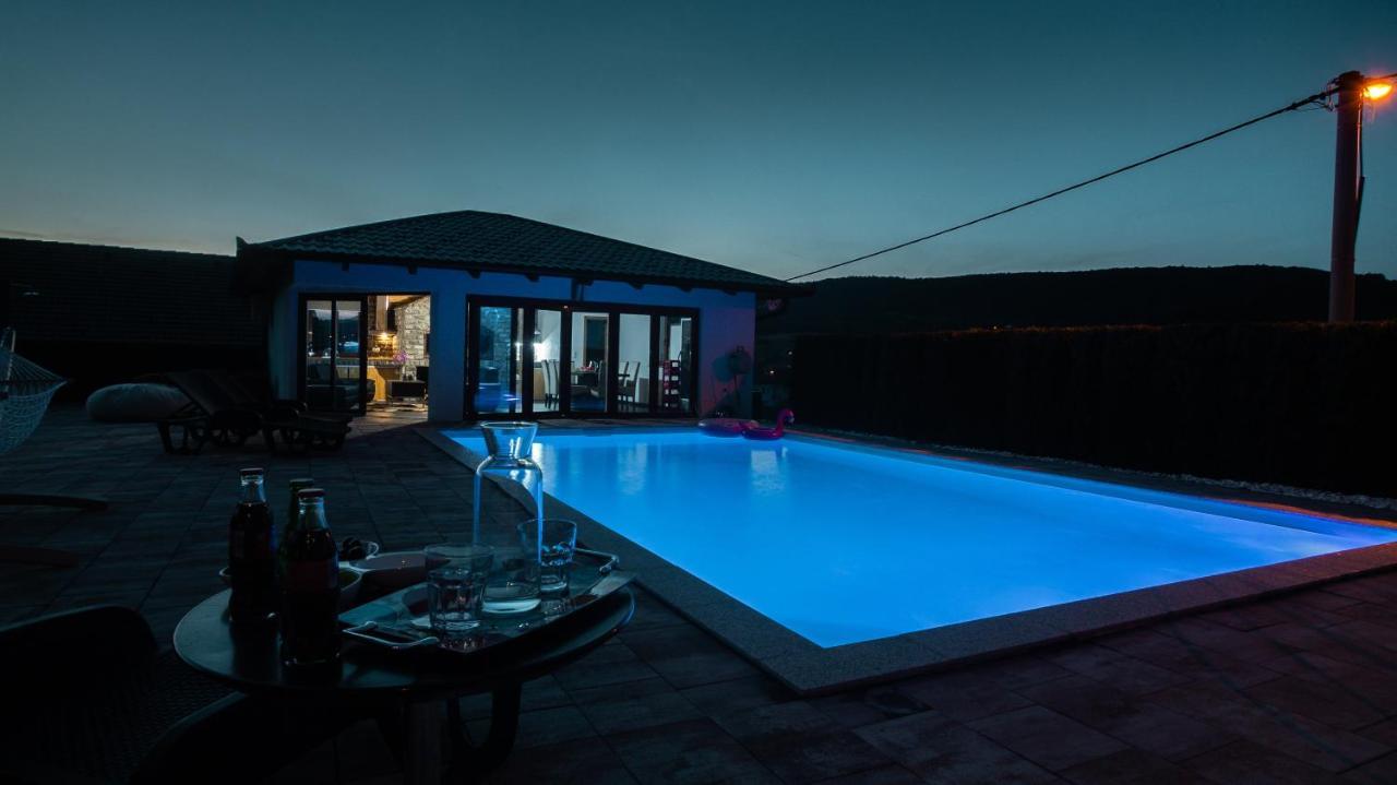 Villa De Luxe Bihać 外观 照片