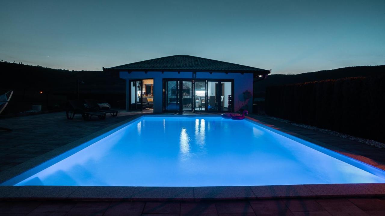 Villa De Luxe Bihać 外观 照片