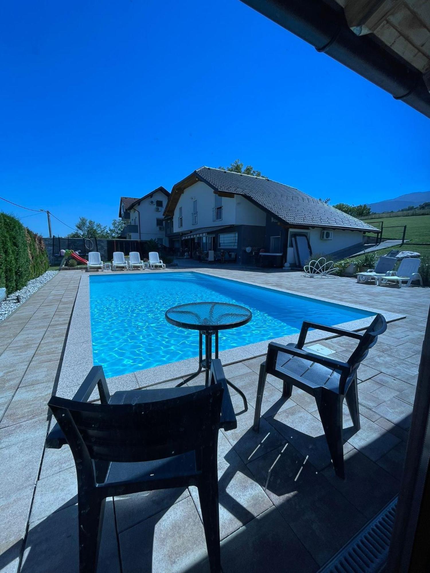 Villa De Luxe Bihać 外观 照片